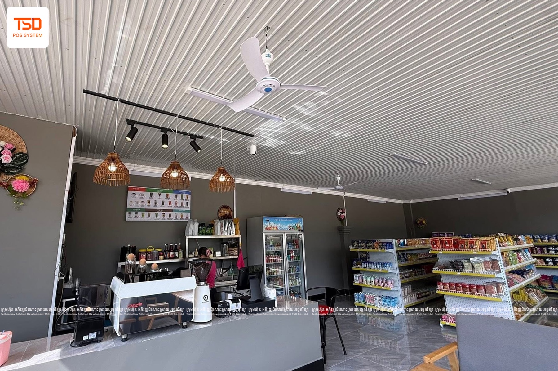 Gas station POS Cambodia: សូមថ្លែងអំណរគុណ ហ្គារ៉ាស់សាំង TELA អ៊ាបទ្រី 3 TSD staff demonstrating POS terminals and mobile app for depot owners