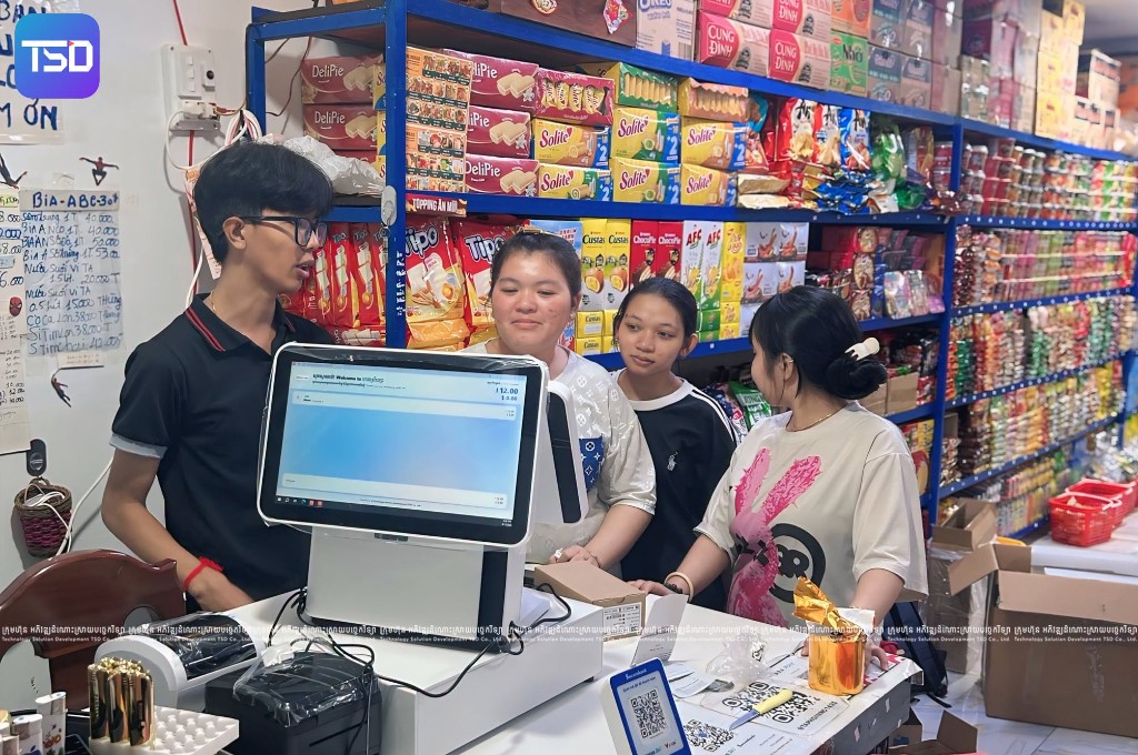 ប្រព័ន្ធគិតលុយ TSD៖ ដំឡើងជោគជ័យសម្រាប់ហាងចាប់ហួយ + ប្រូម៉ូភ្ជុំបិណ្ឌ 50% 6 ម៉ាស៊ីនគិតលុយ TSD POS ជាមួយ ABA KHQR នៅតុគិតលុយ
